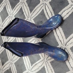 Super cute Rain Boots NWOT